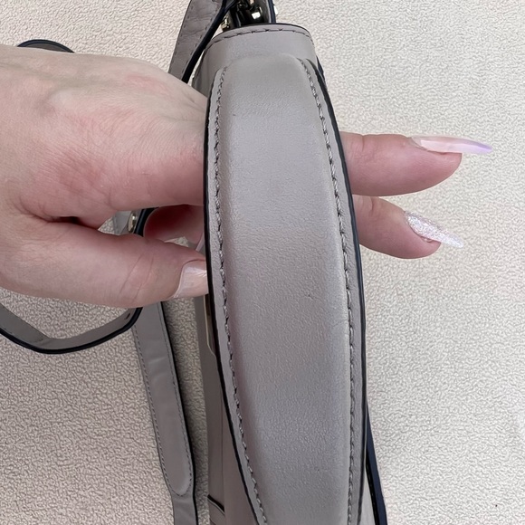 Michael kors medium Whitney leather satchel - Picture 12 of 15